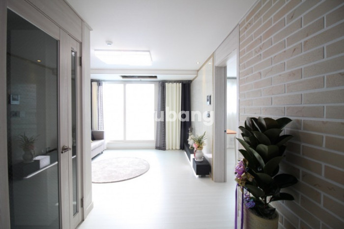 서울 용산구 원효로3가 6호선 대흥역까지 도보로 5분 거리에 위치한 신수동 복층! 2룸 입니다!^^ 매매 매물번호 10131 사진 2